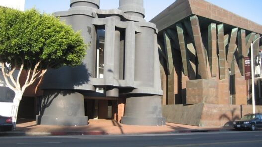 Офисы в Binoculars building арендует Google