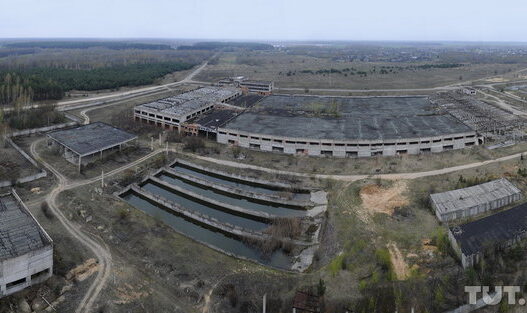 "Логово кирпича": "завод-призрак" в Речицком районе