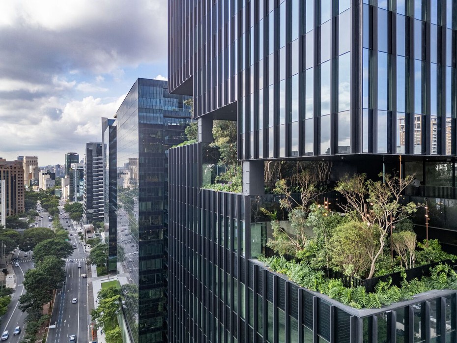 Башня Salma Tower вид пятый