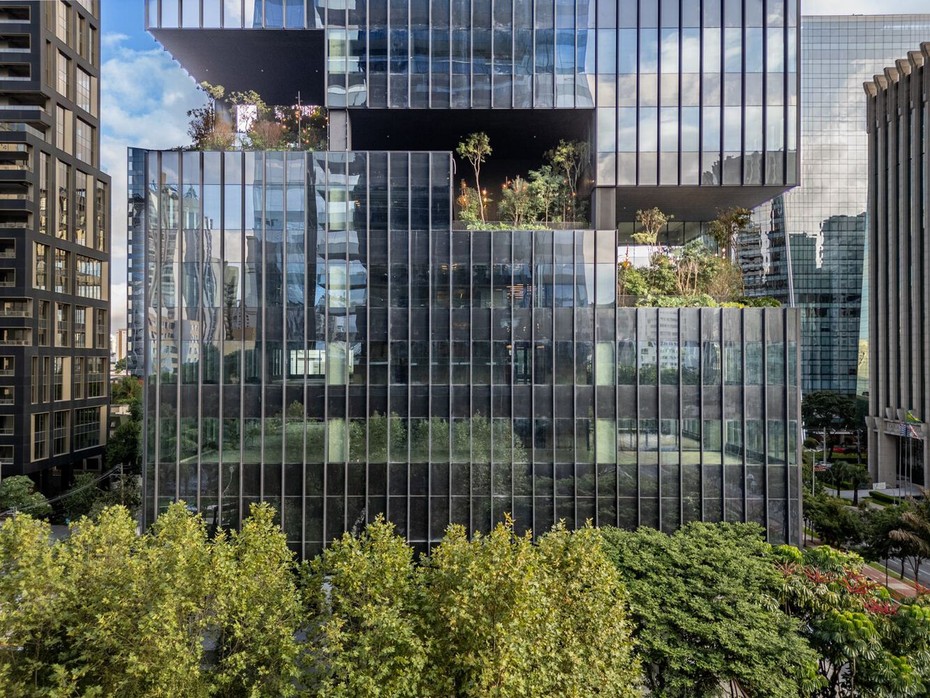 Башня Salma Tower вид шестой