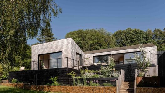 Дом House of of Wood Shingle экстерьер вид первый