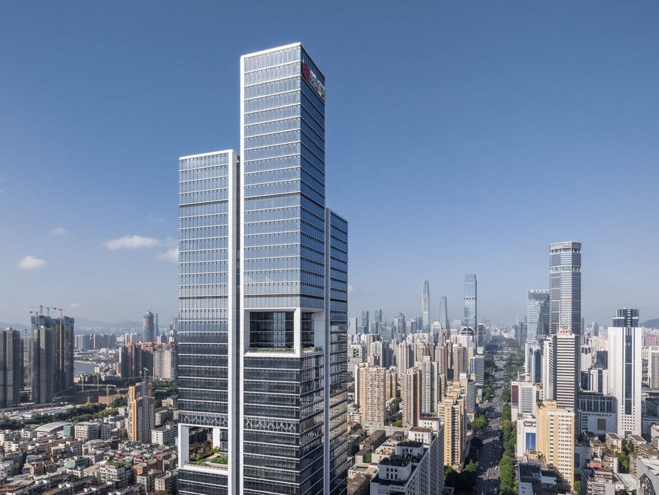 Небоскреб CITIC International Building вид первый