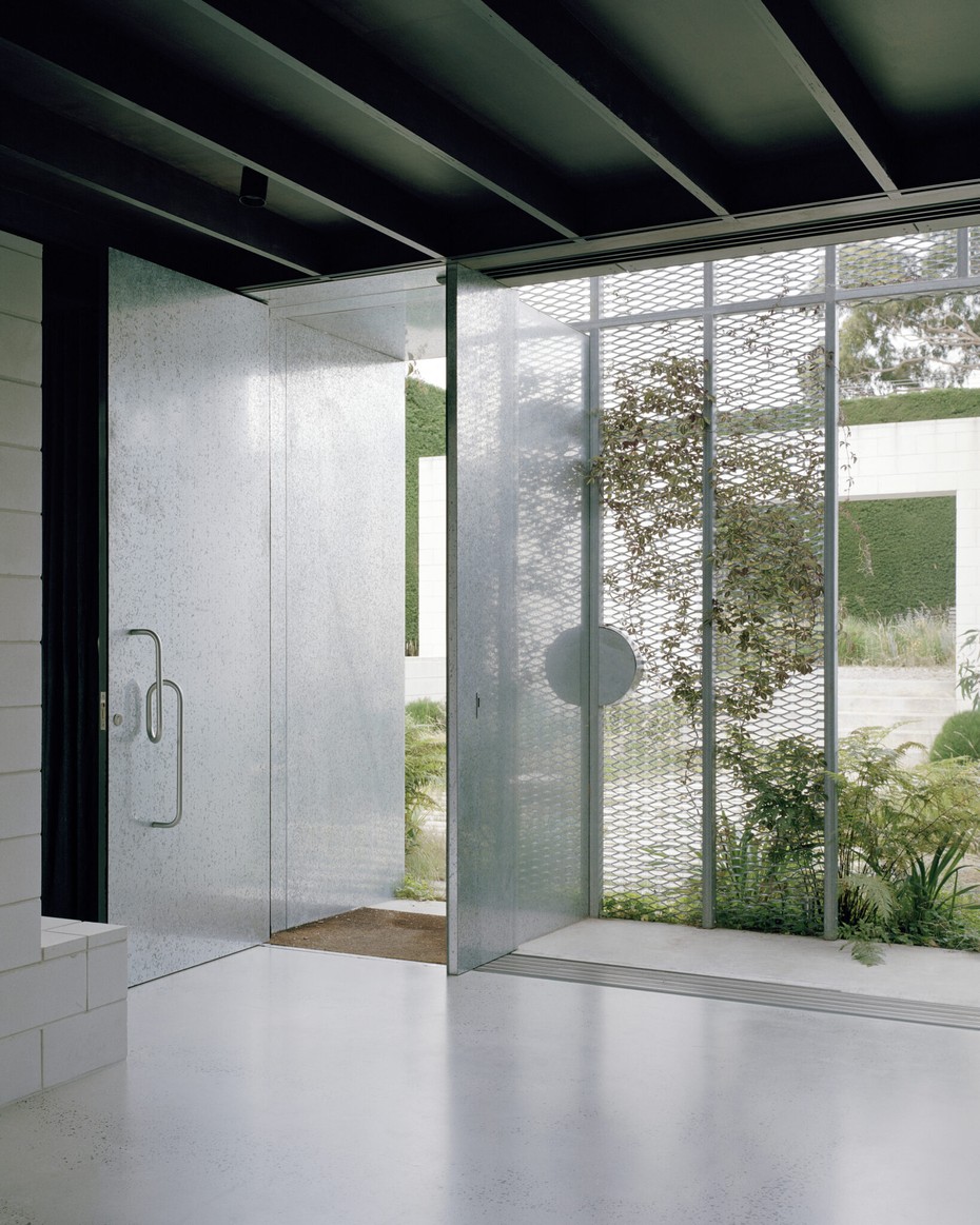 Дом Hedge and Arbour House вид третий