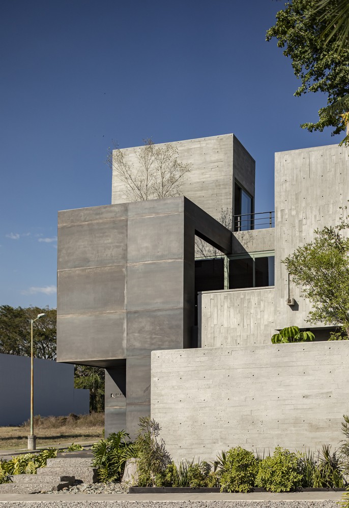 Здание Taller Di Frenna Arquitectos вид восьмой