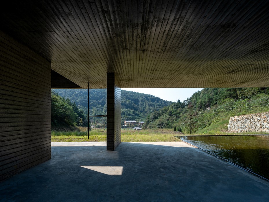 Комплекс Wudang Mountain Visitor Center вид шестой