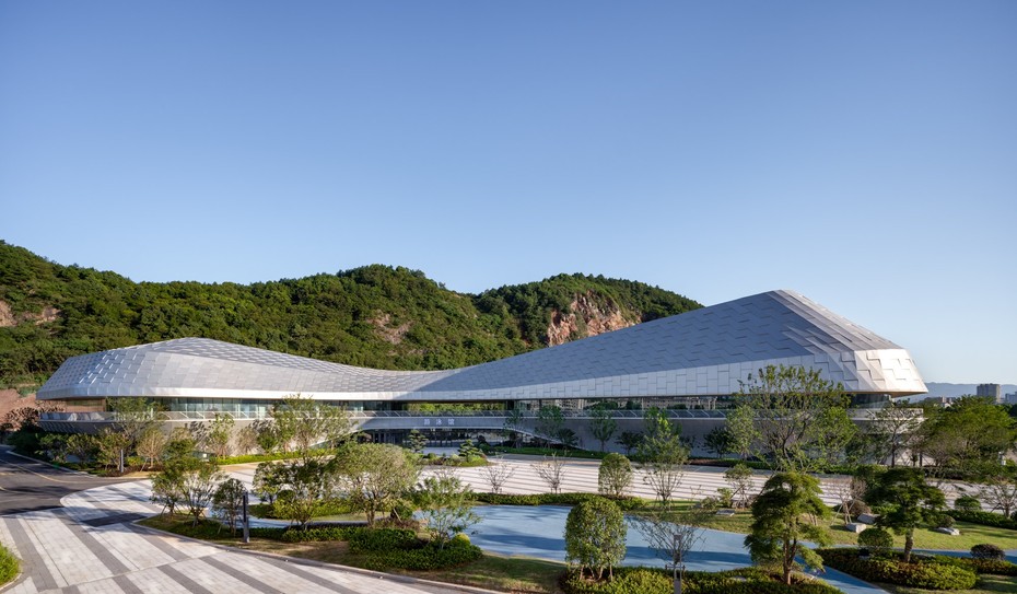 Комплекс Hushan Sports Park Swimming Center вид четвертый