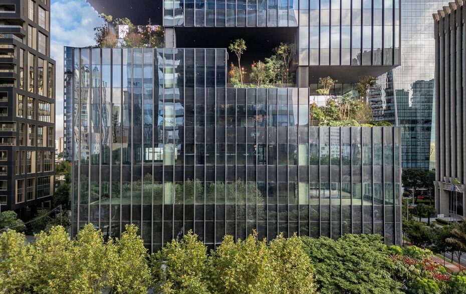 Башня Salma Tower вид шестой