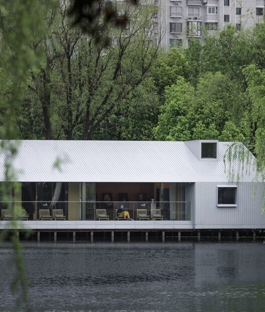 Павильон The Lake House вид седьмой