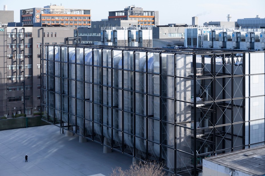 Центр обработки данных Spark 716 вид первый