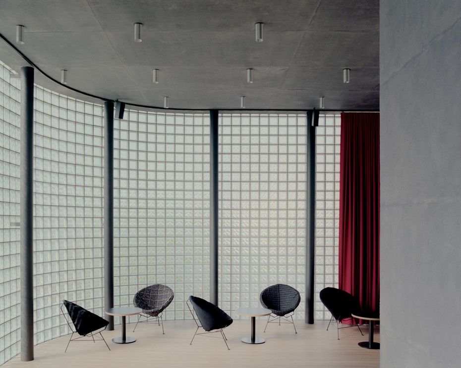 Магазин MANMADE flagship вид третий