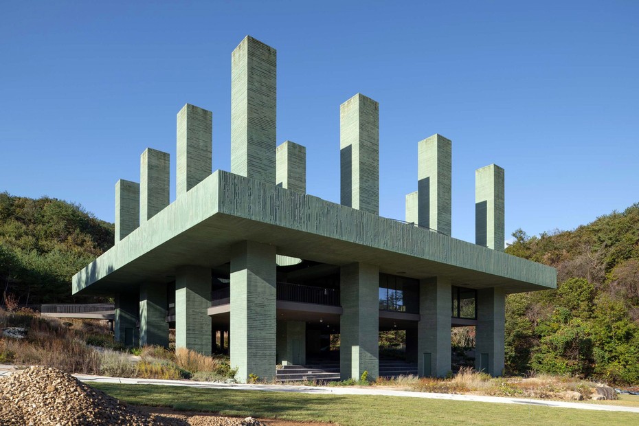 Ресторан Überhaus вид первый