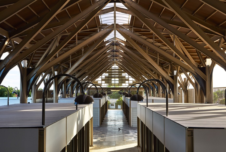 Рынок Plaza Luna Vallenata вид второй