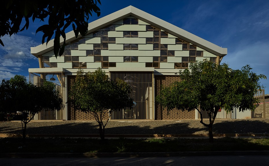 Рынок Plaza Luna Vallenata вид шестой