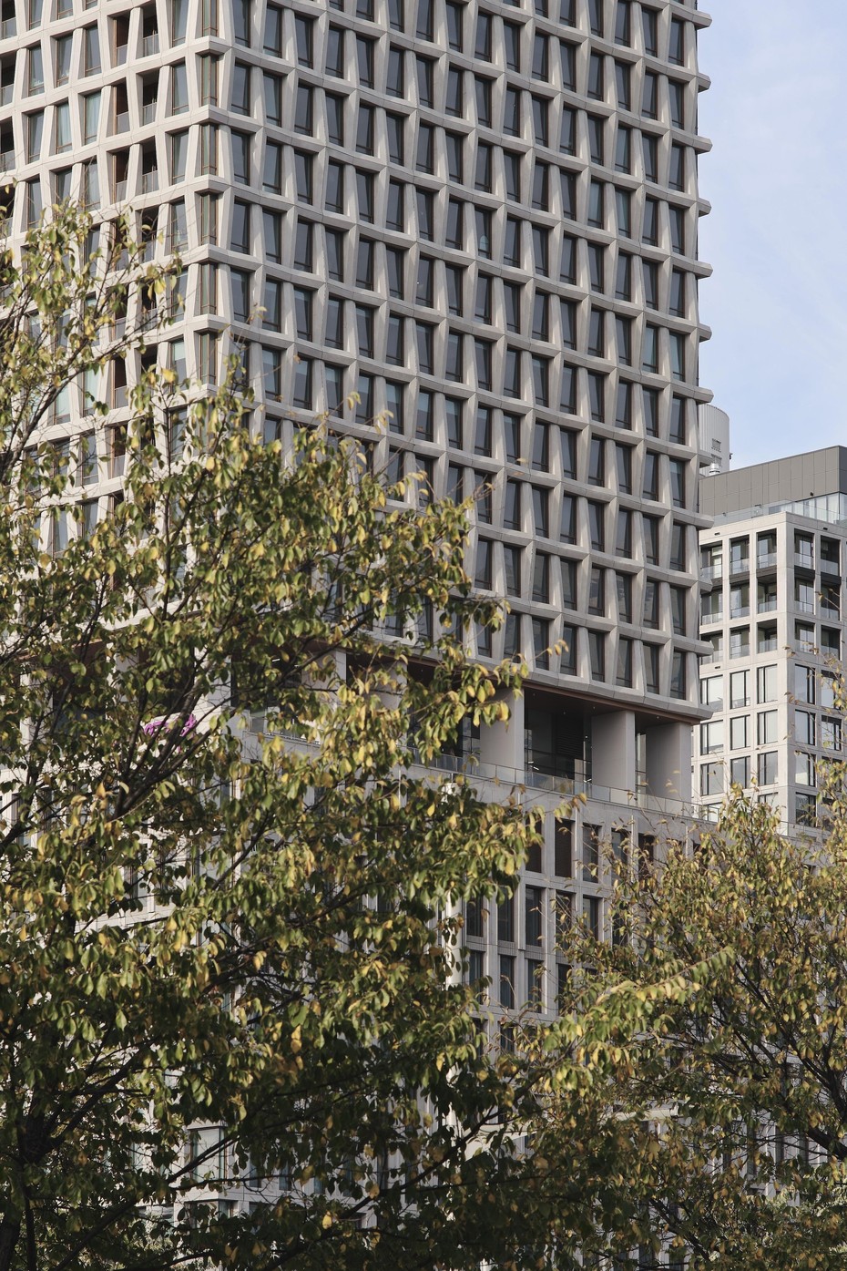 Небоскреб 900 Saint-Jacques вид третий