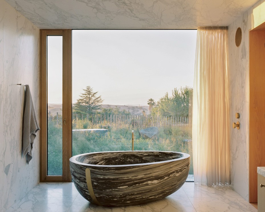 Дом House of Horns вид третий