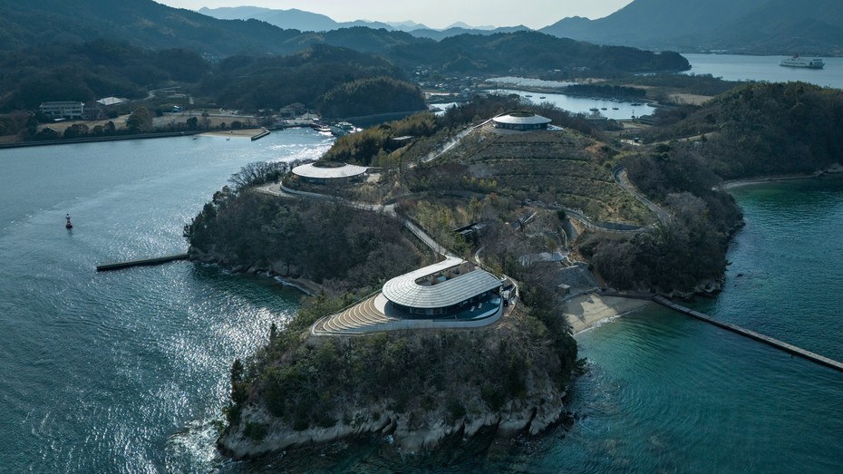 Комплекс Not A Hotel Setouchi вид десятый