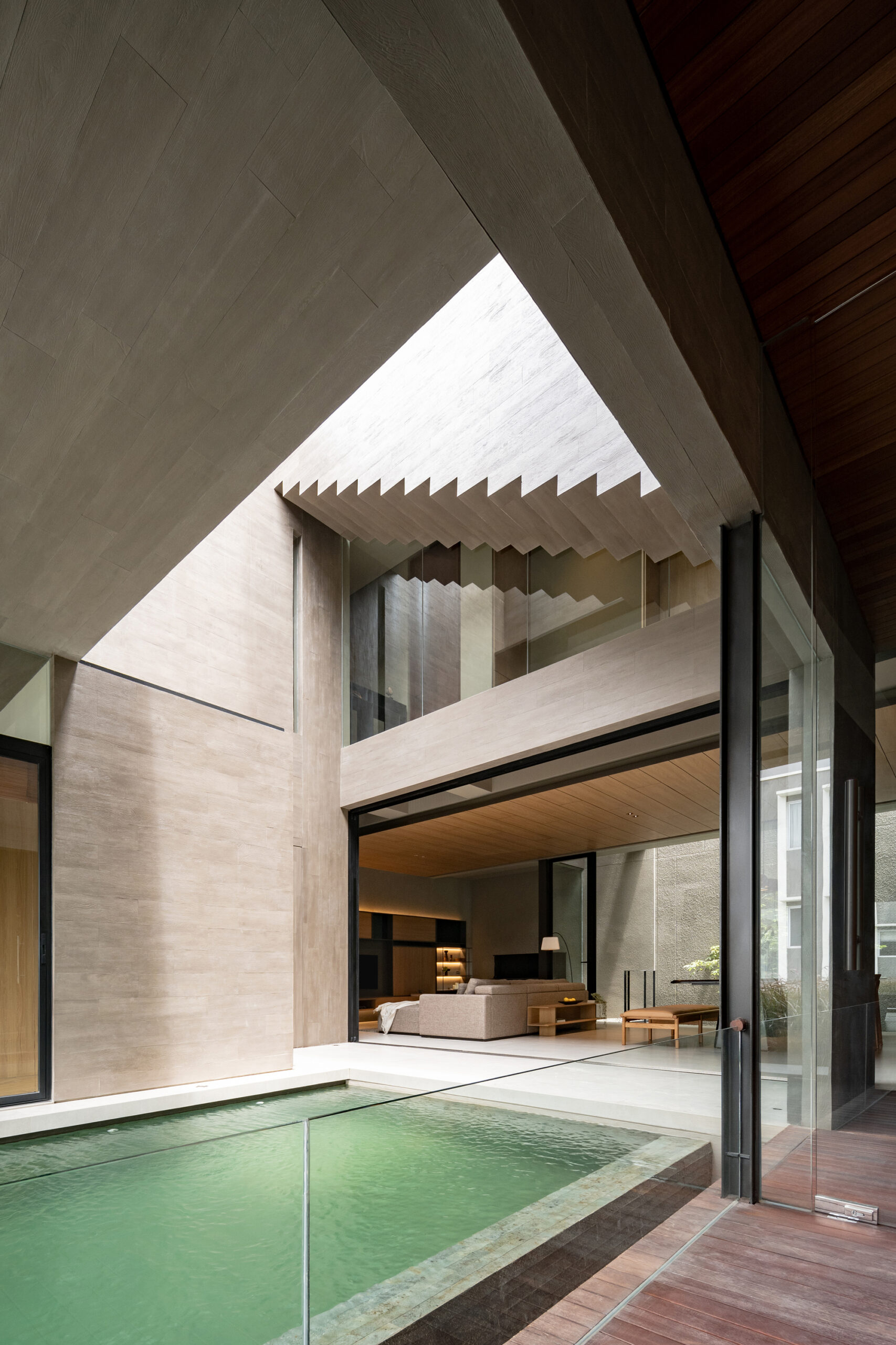 O4 House / studiokian