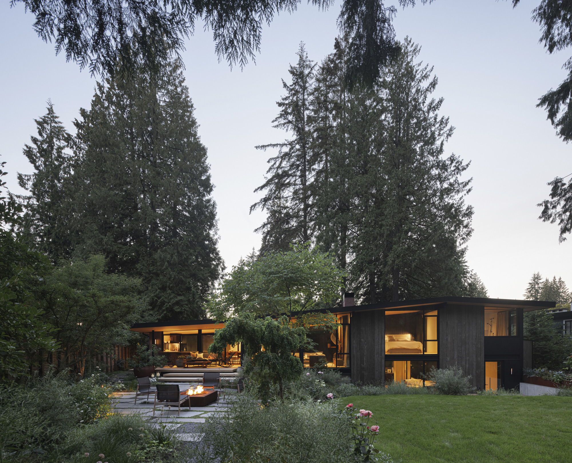 Реконструкция дома в Северном Ванкувере / Olson Kundig