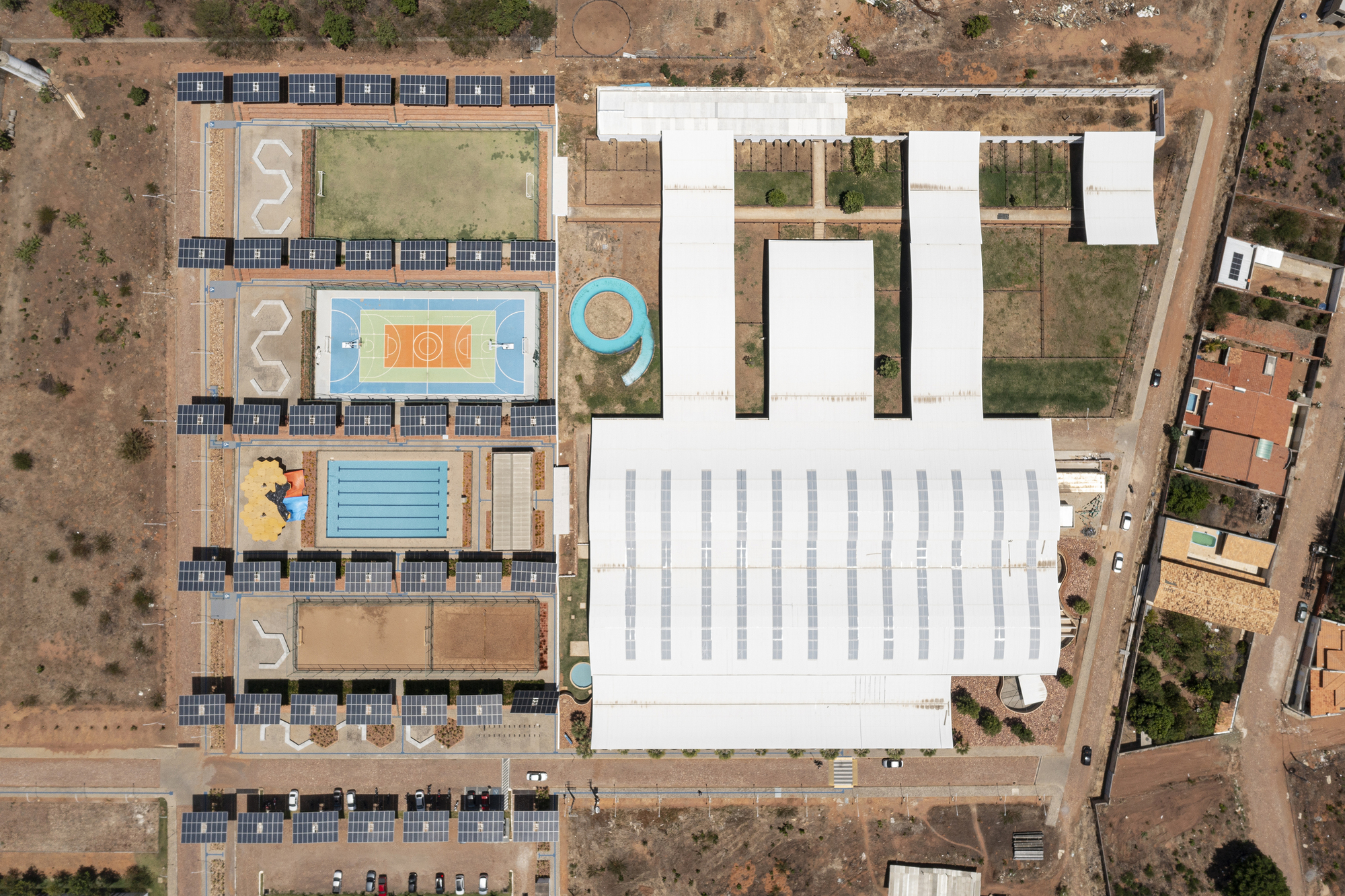 Unileão Sports Center / Lins Arquitetos Associados