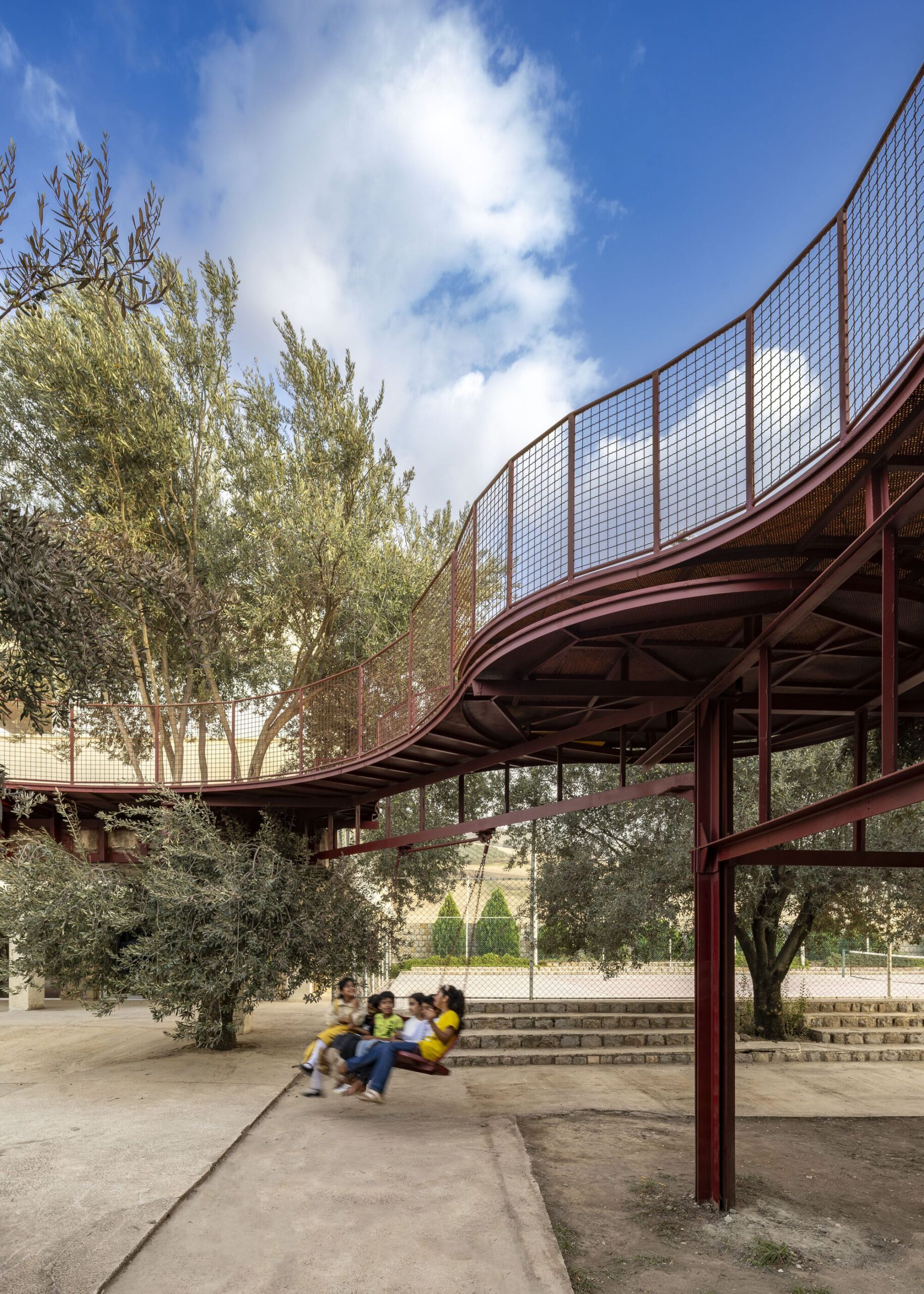 Детская площадка Cheshm Cheran Bazi / ZAV Architects