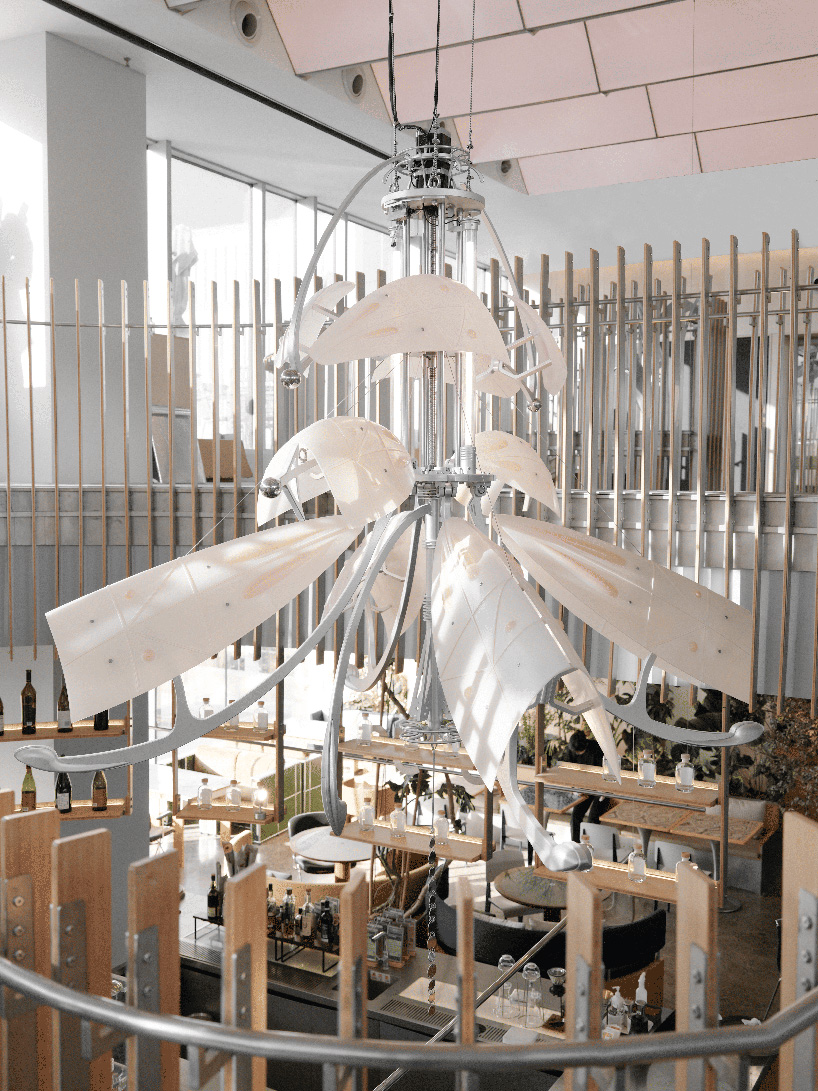 Arc of the Wind: кинетическая инсталляция topoloy для ресторана Gaga в Beijing