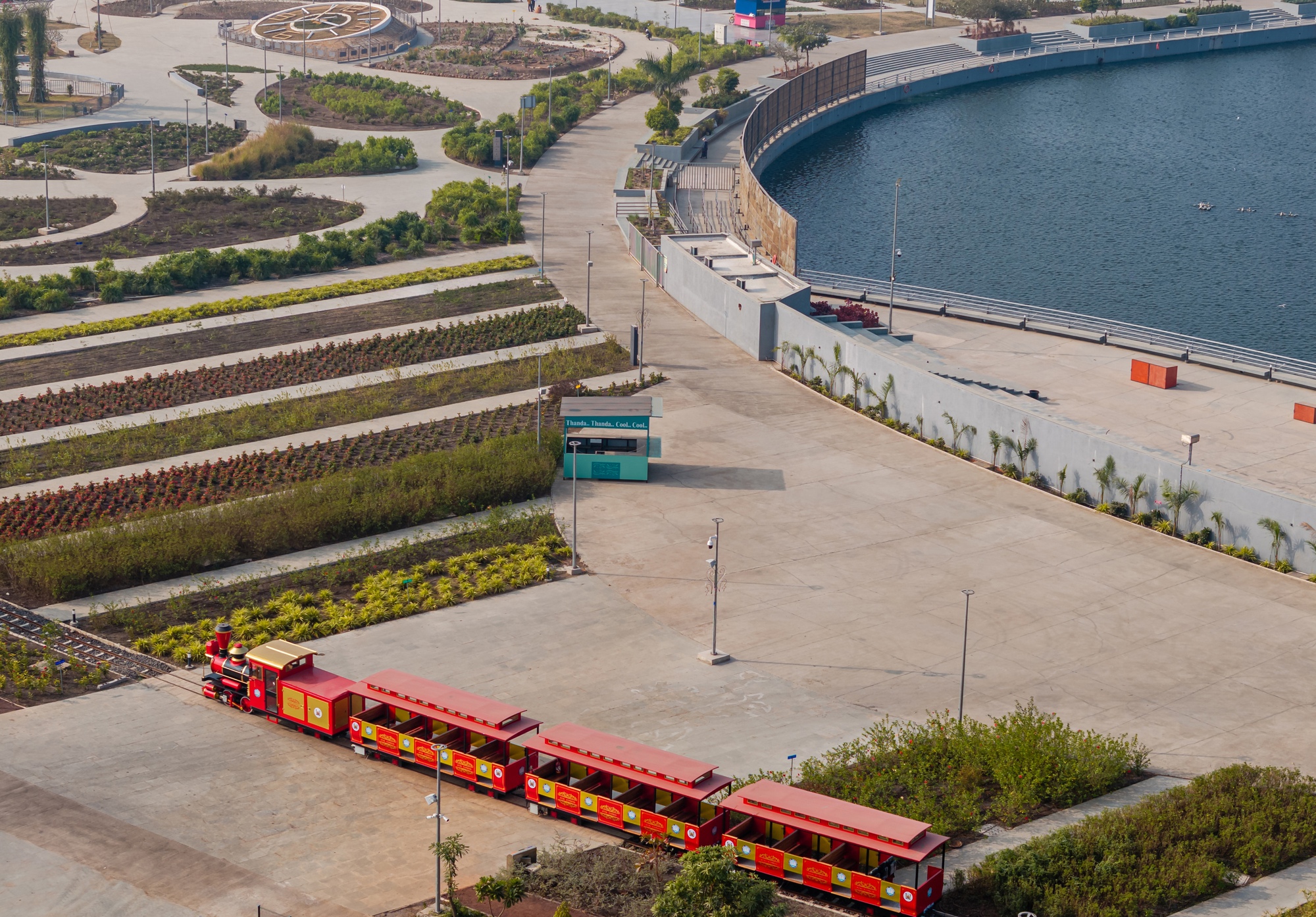 Atal Sarovar в Rajkot Smart City: городской водоём, который объединяет экологию и общественное пространство