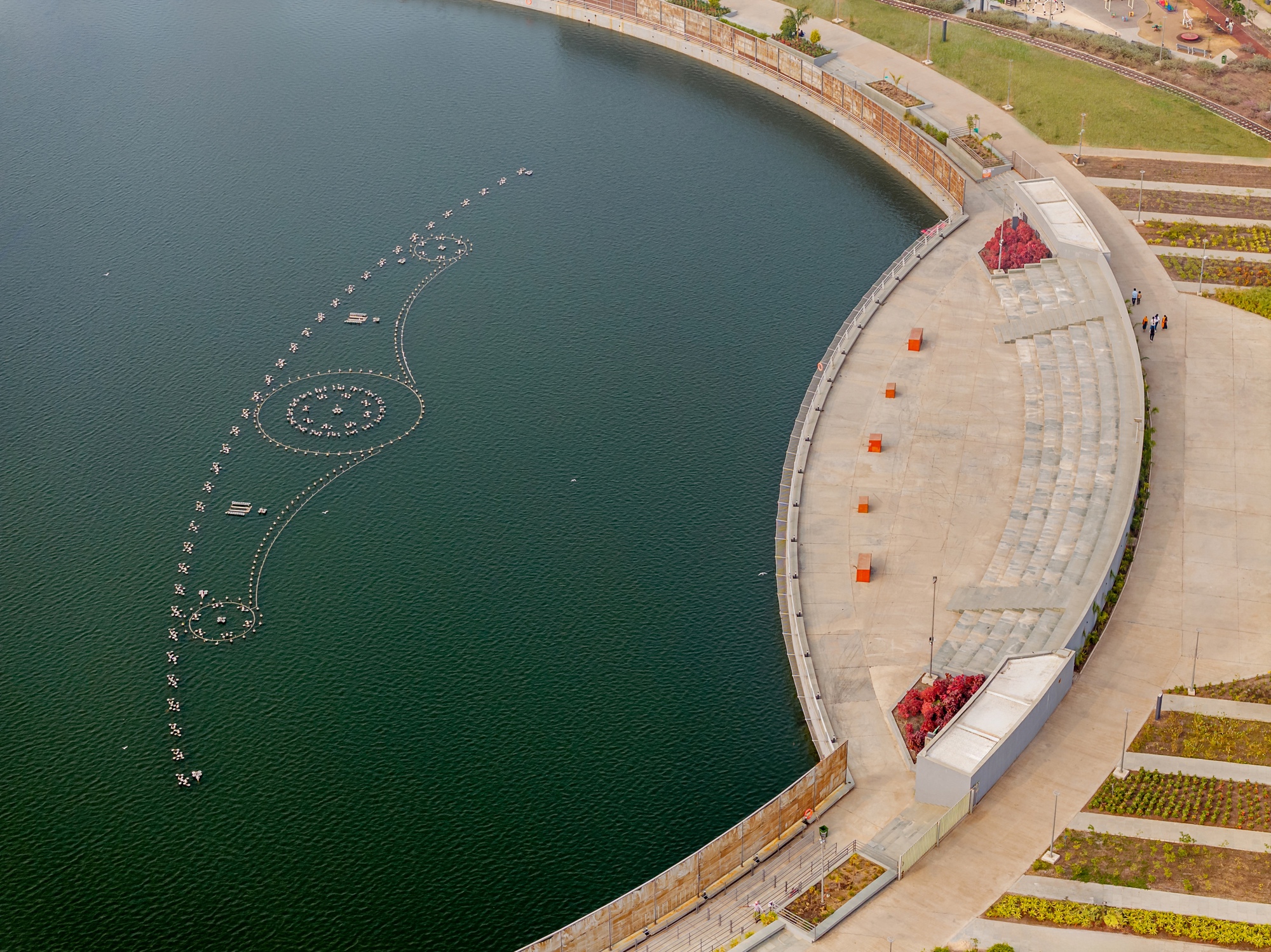 Atal Sarovar в Rajkot Smart City: городской водоём, который объединяет экологию и общественное пространство