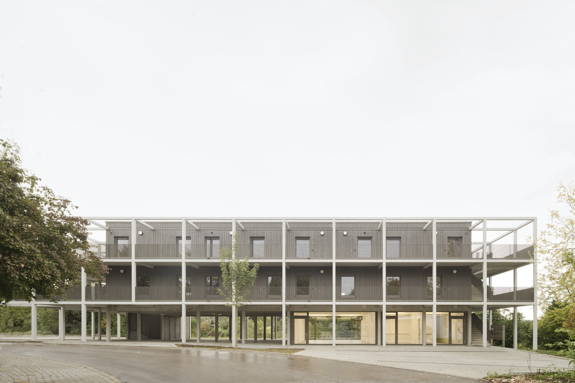 Flexible Dormitory / Atelier Kaiser Shen: гибкое общежитие для доступного и приёмного жилья в Шёнаихе