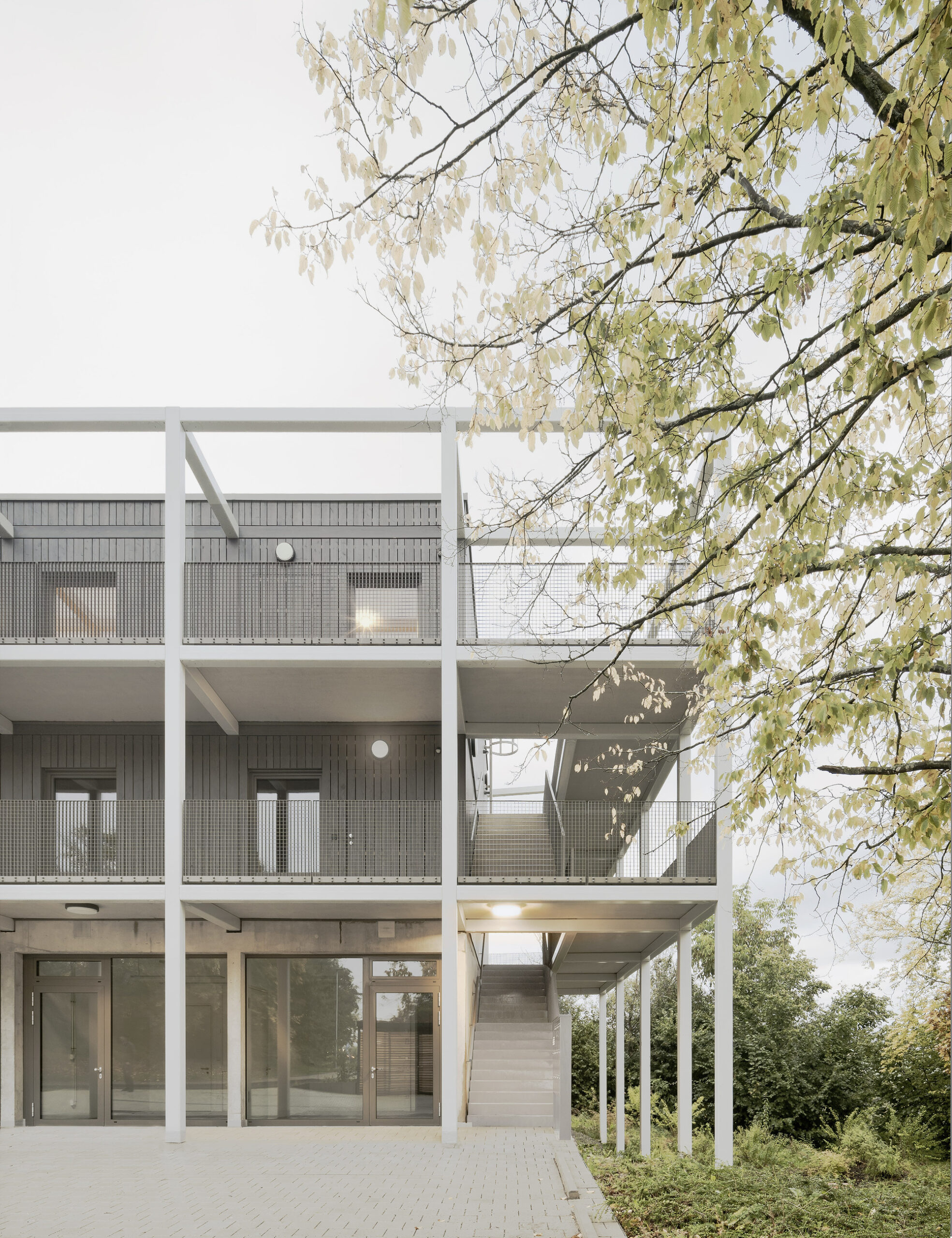Flexible Dormitory / Atelier Kaiser Shen: гибкое общежитие для доступного и приёмного жилья в Шёнаихе