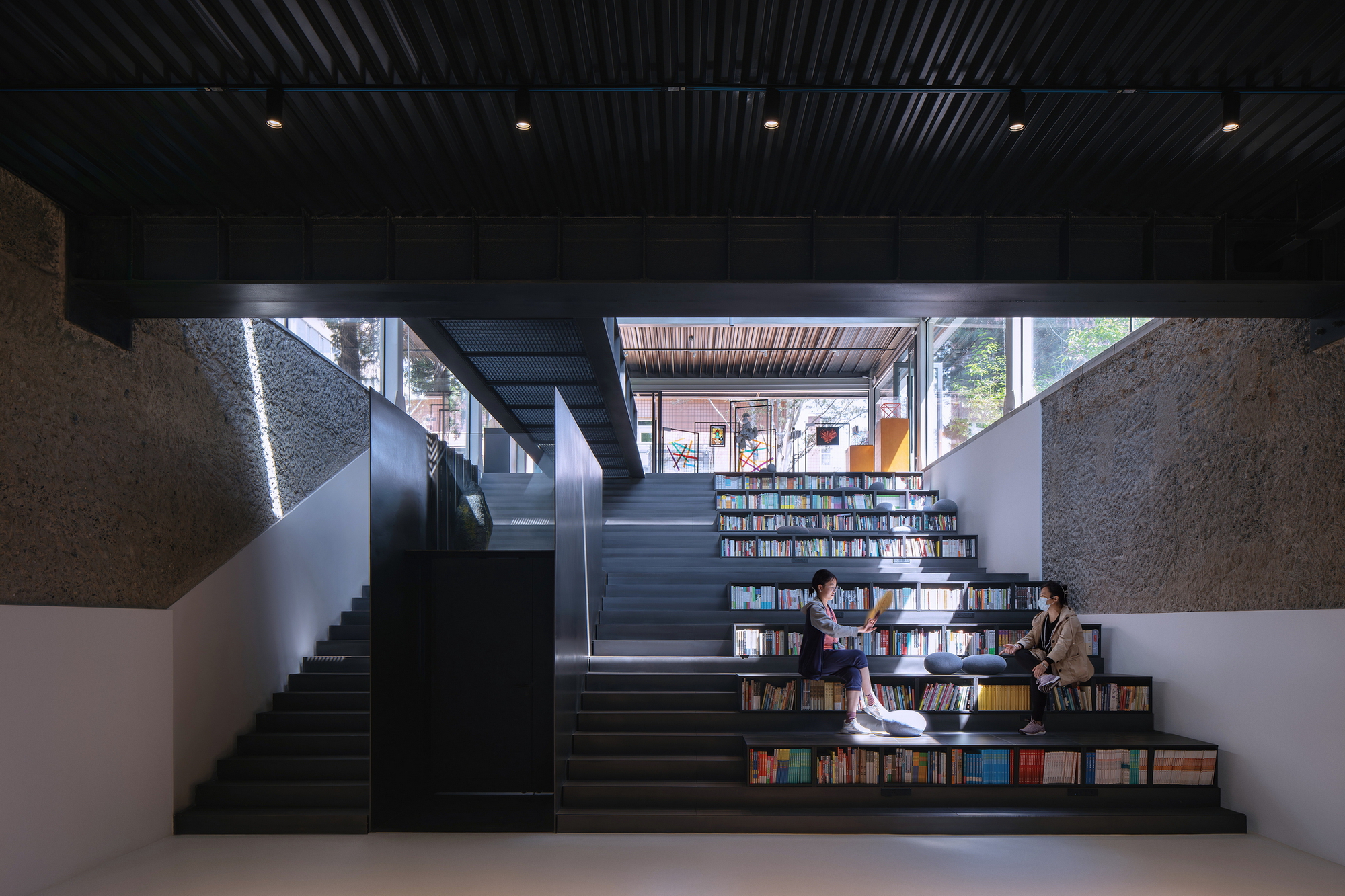 Student Creative Activity Center of Beijing National Day School / Origin Architect