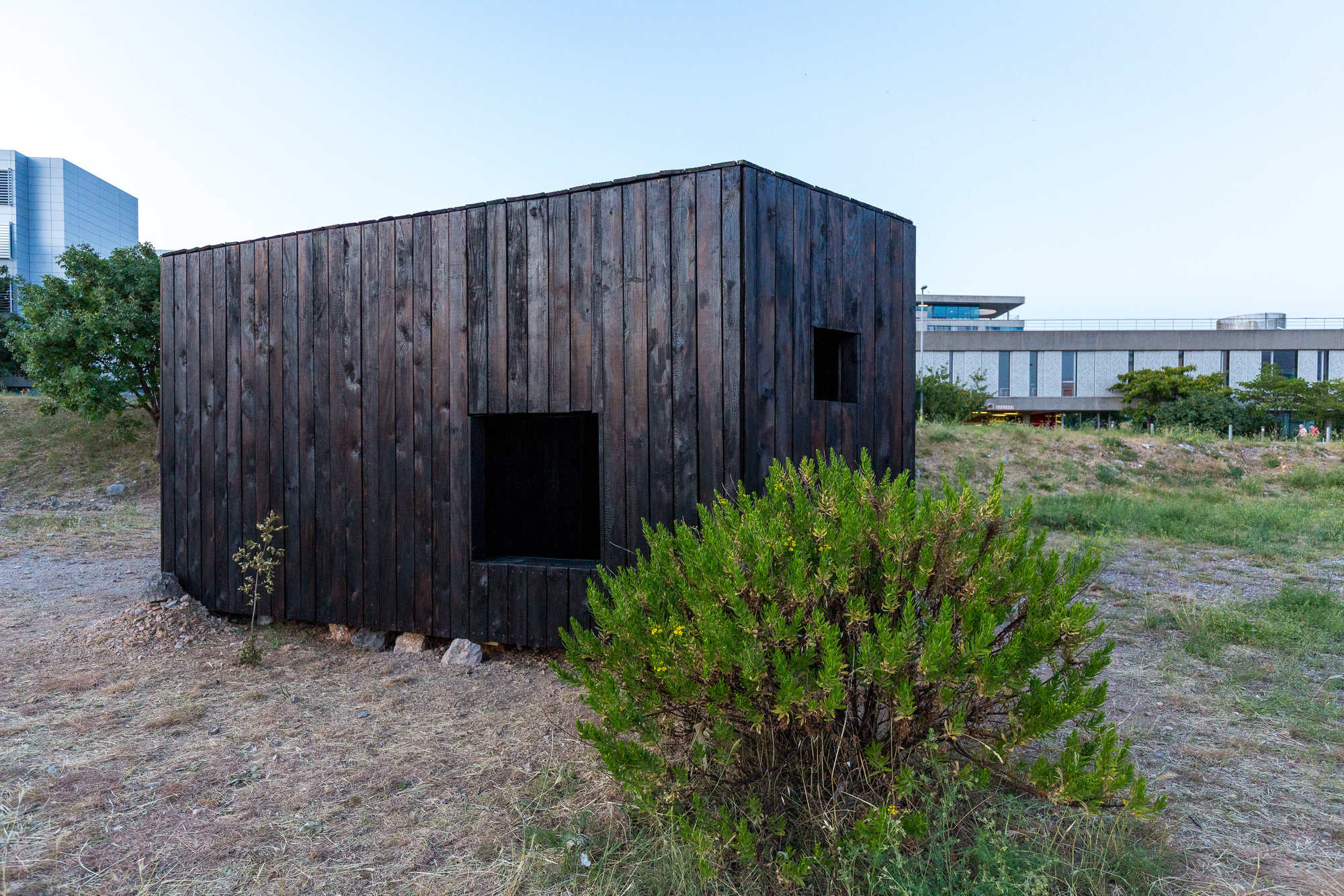 Black Thought Pavilion / Alberto Collet + Çisem Nur Yldirim + MEDS
