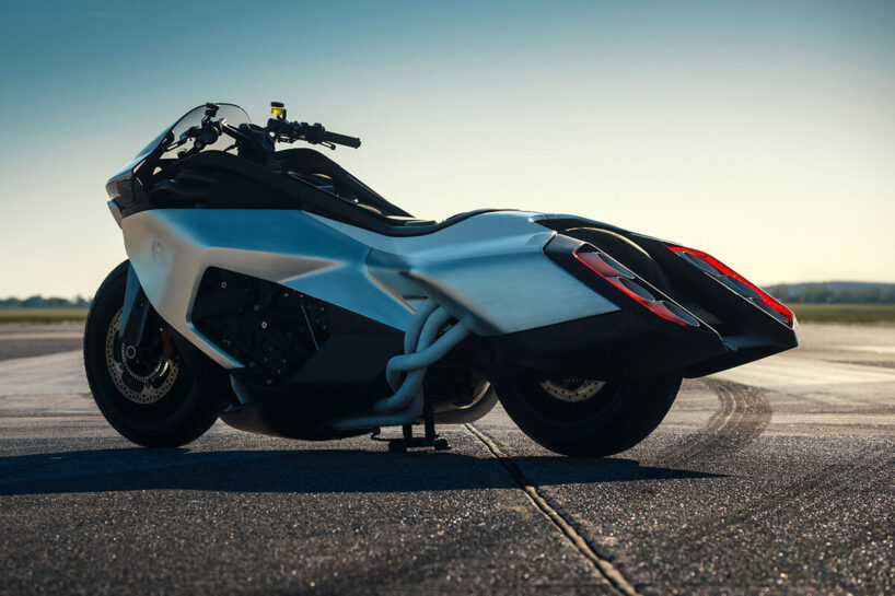 BMW Motorrad показала концепт Vision K 18: ретрофутуристический круизер с авиационными мотивами