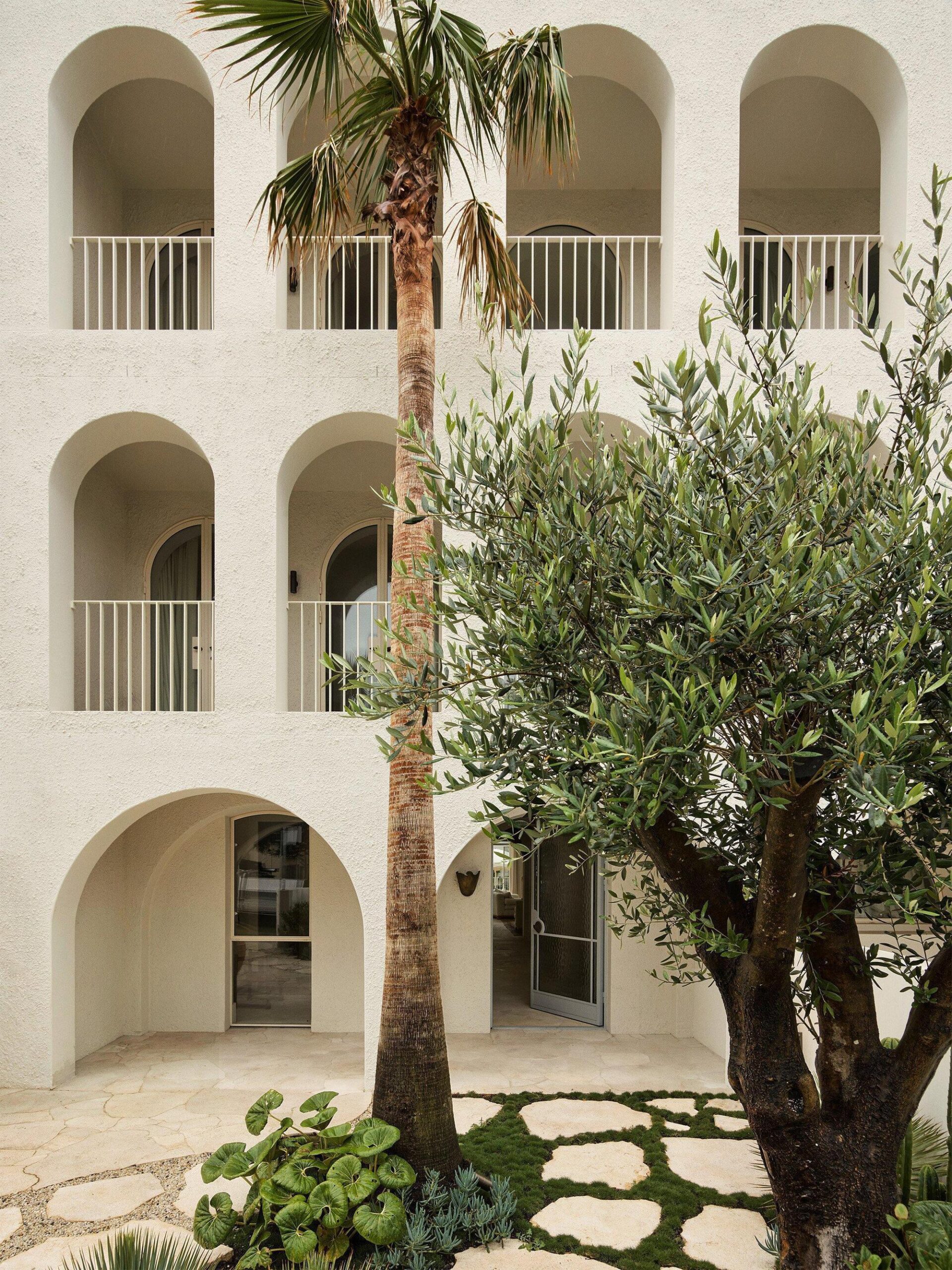 Bondi Beach Villa / Common Office