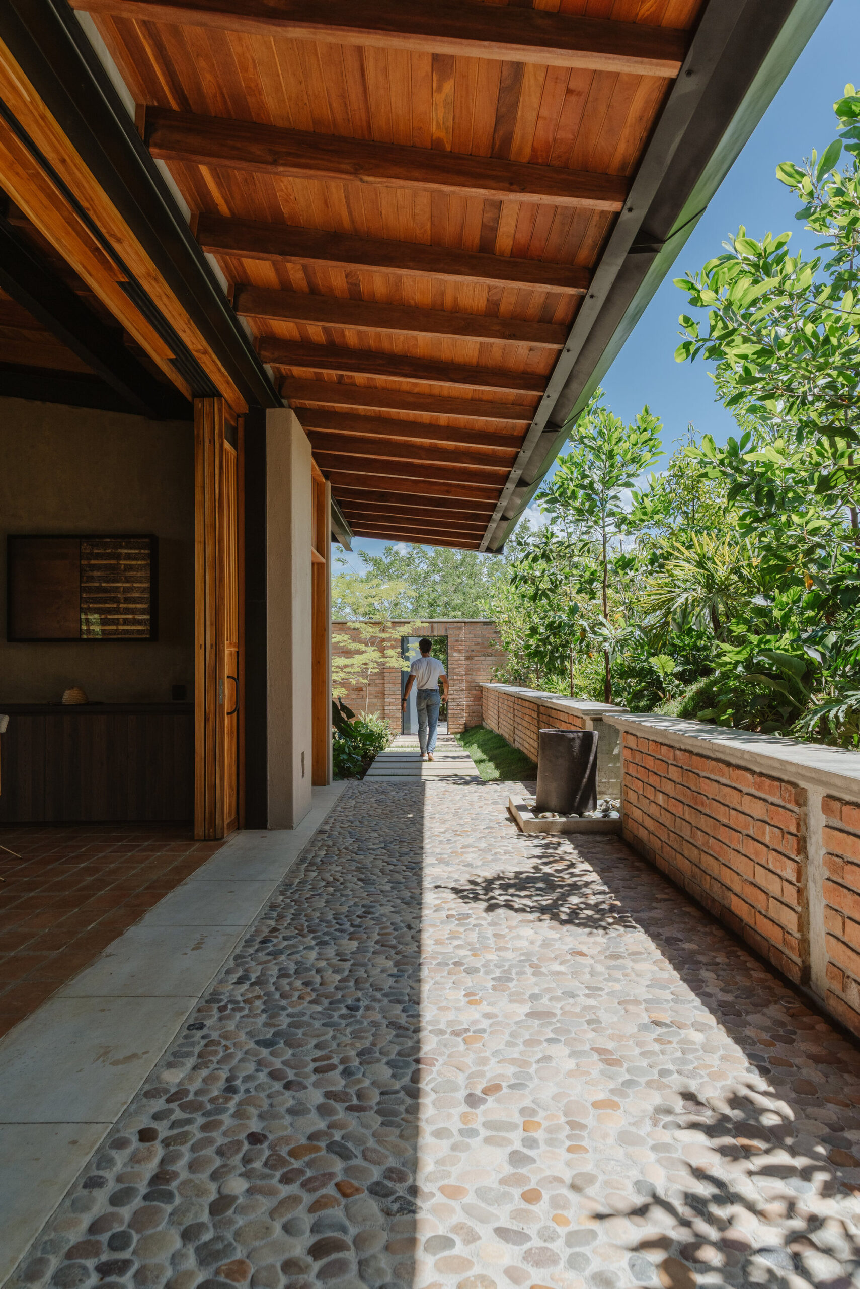 Clay House / Norenaarquitectos