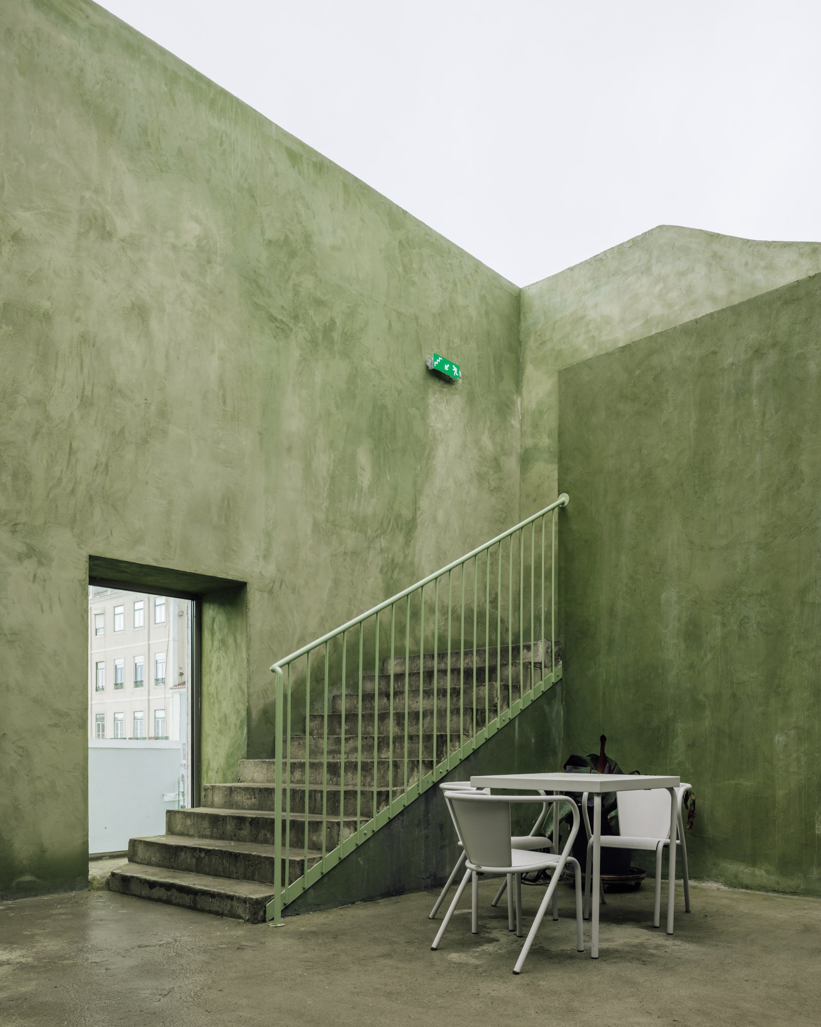Captain's House / Miguel Marcelino