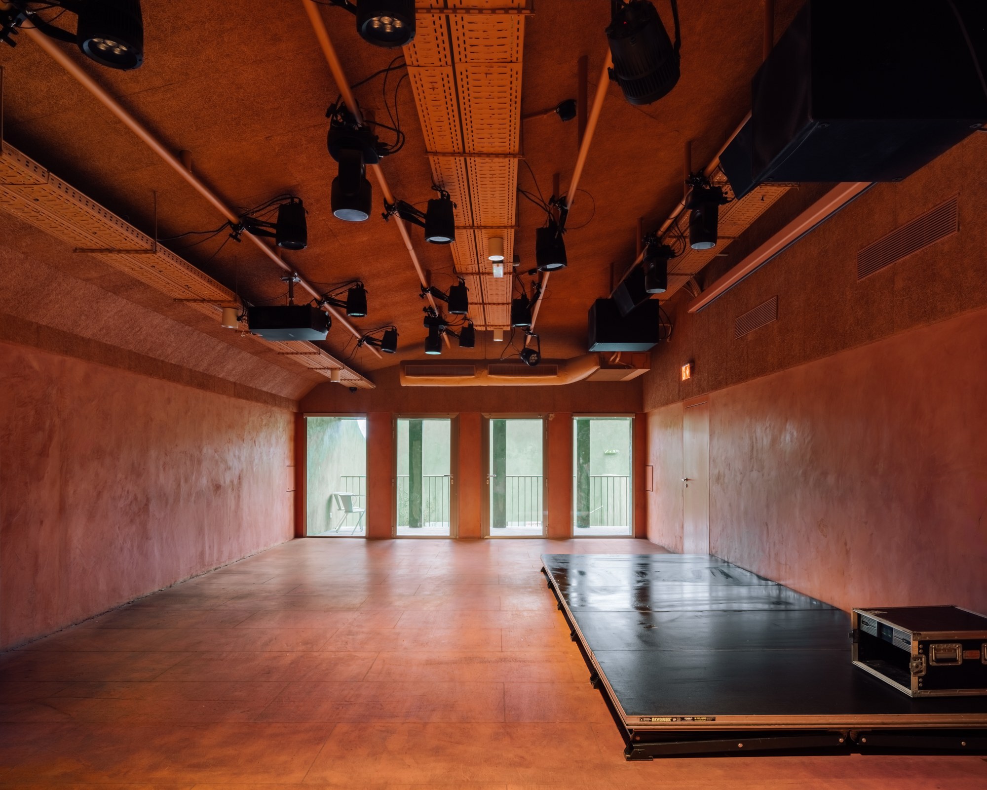 Captain's House / Miguel Marcelino