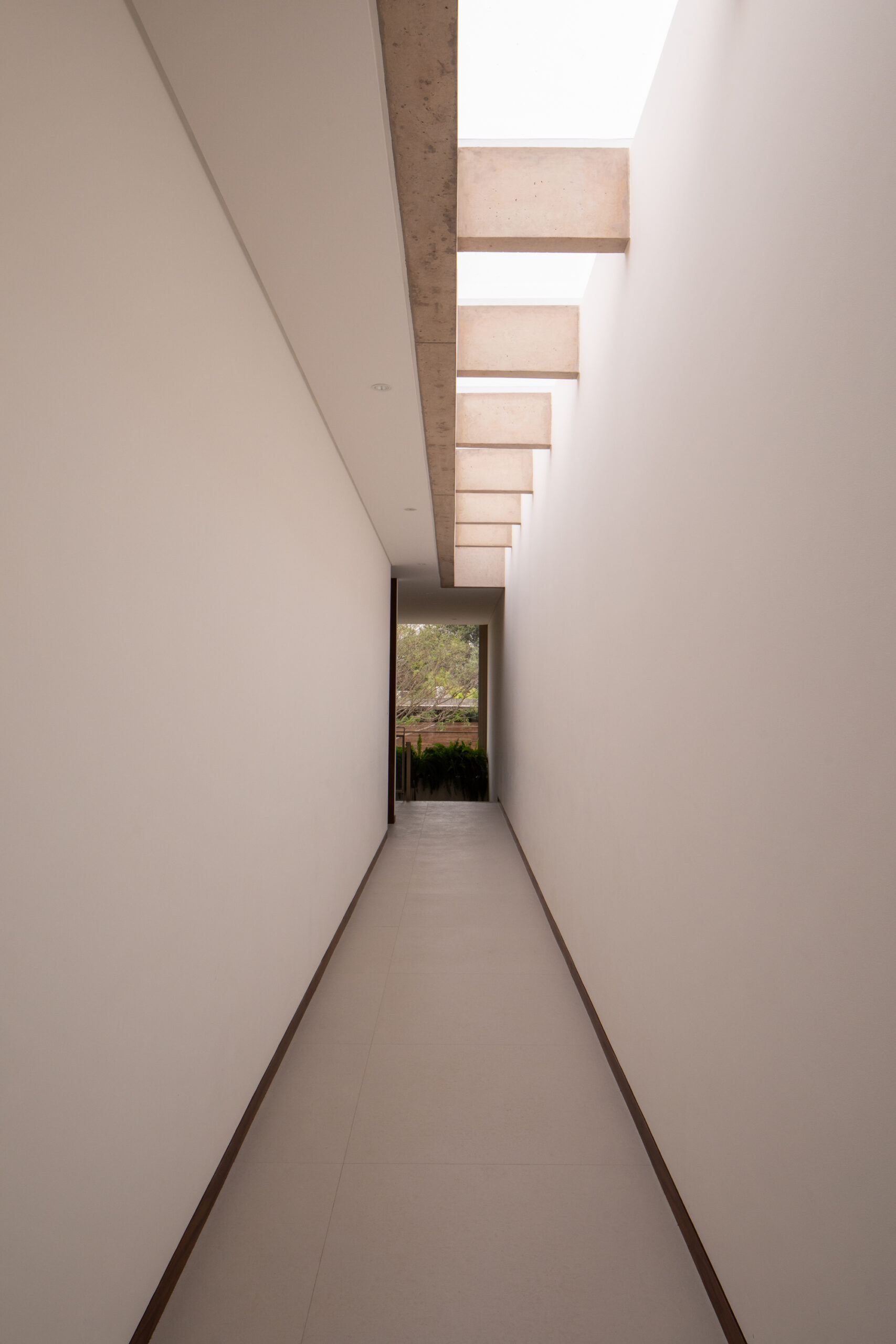Дом Jeviò / DB Estudio de Arquitectura