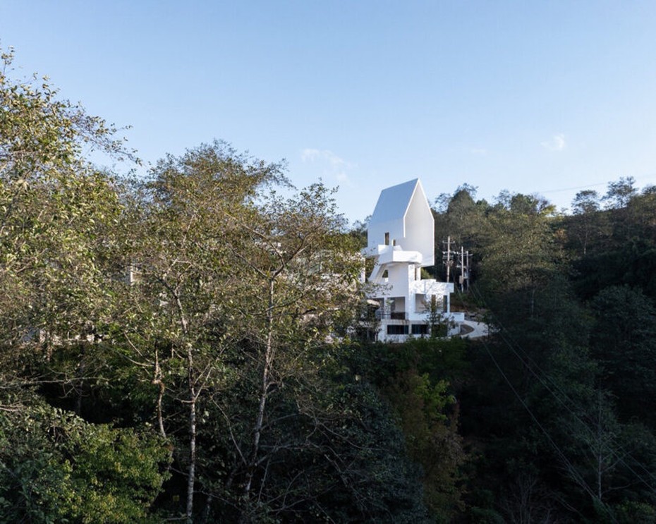Галерея Dali Wuliangshan Flying Bird Art Gallery вид восьмой