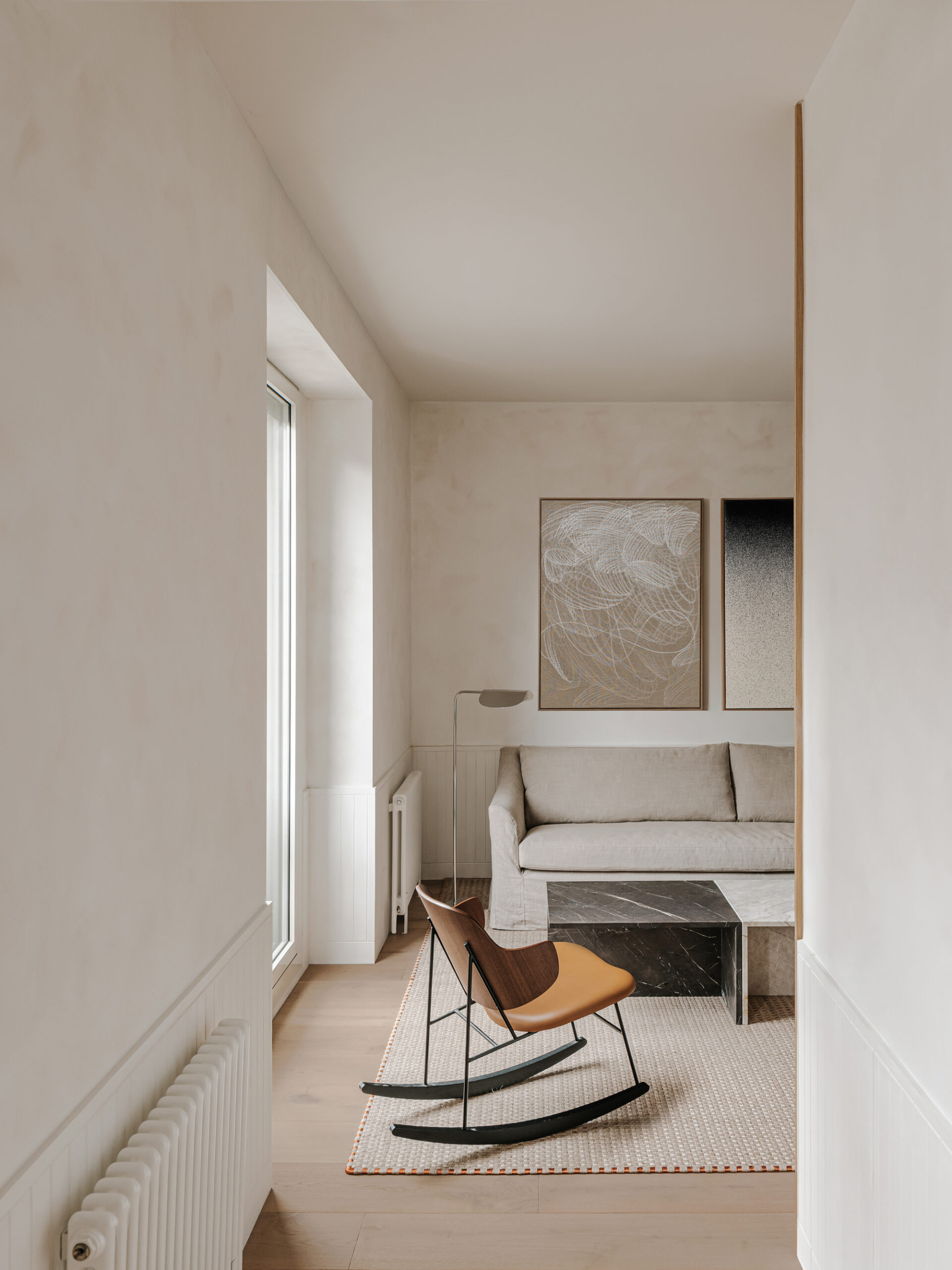 Diagonal Apartment / De la Villa Studio