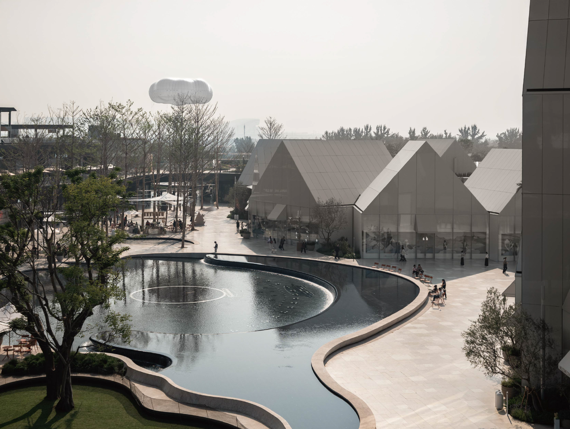 Инсталляция Dongguan MIXC VILLAGE IP Installation / PILLS
