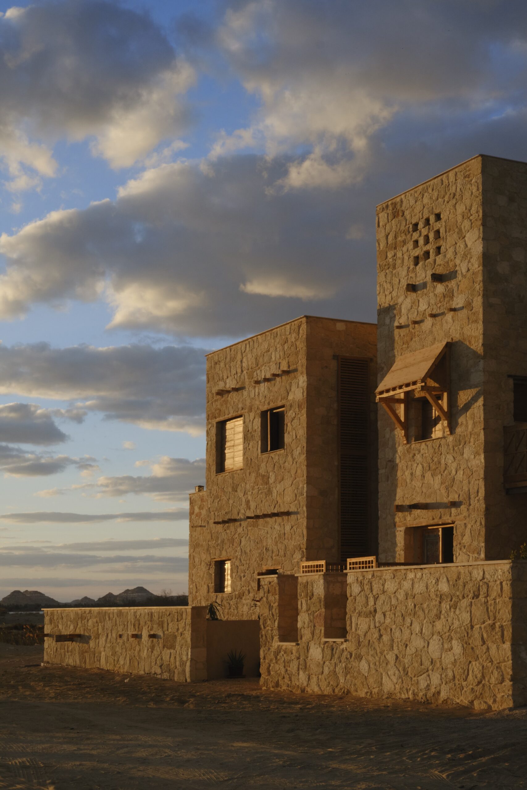 Gagy Self-Sufficient House / Kareem Aldomiaty + Ehab Aldomiaty