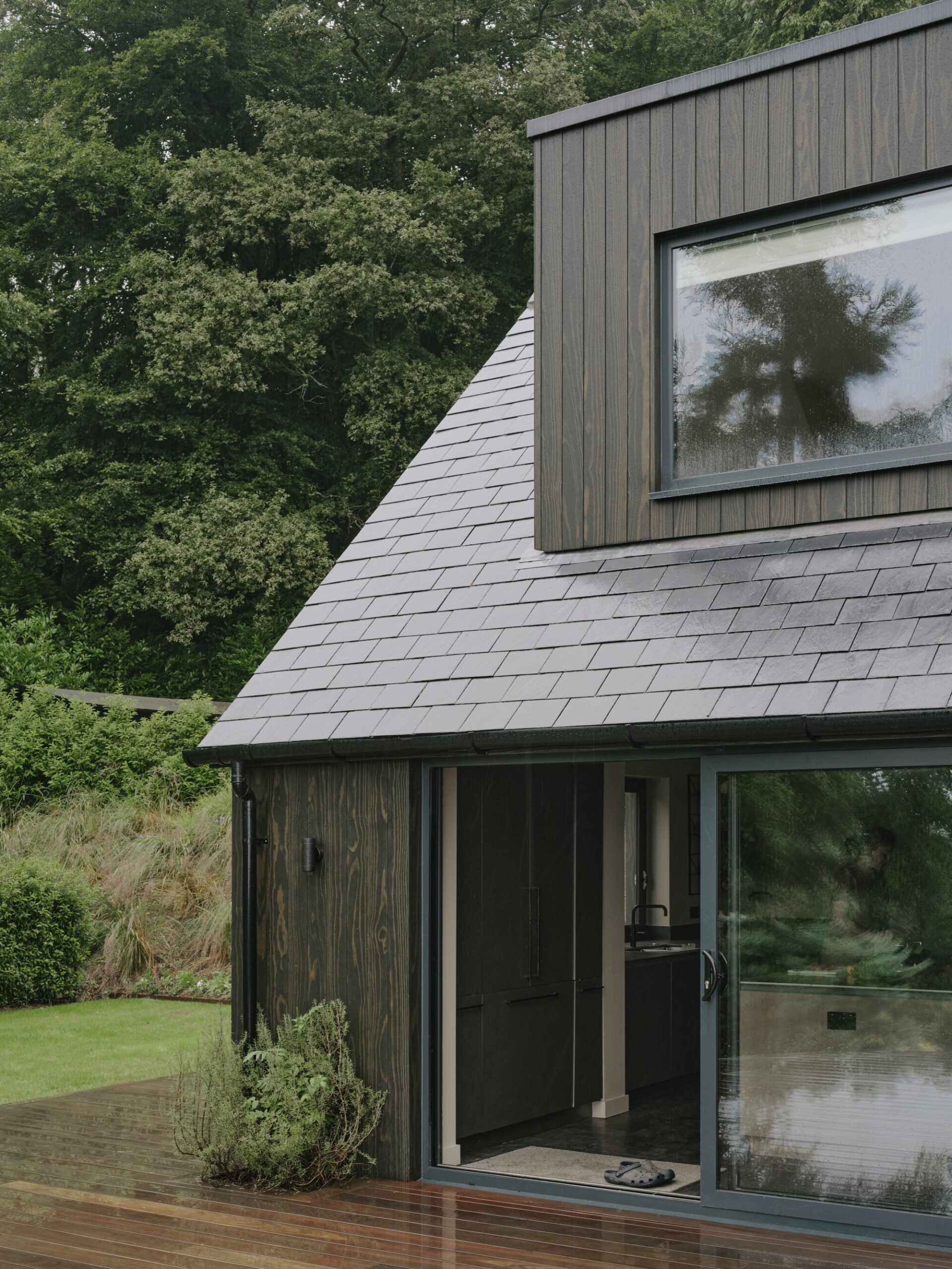 Beech Cottage / MiMStudios