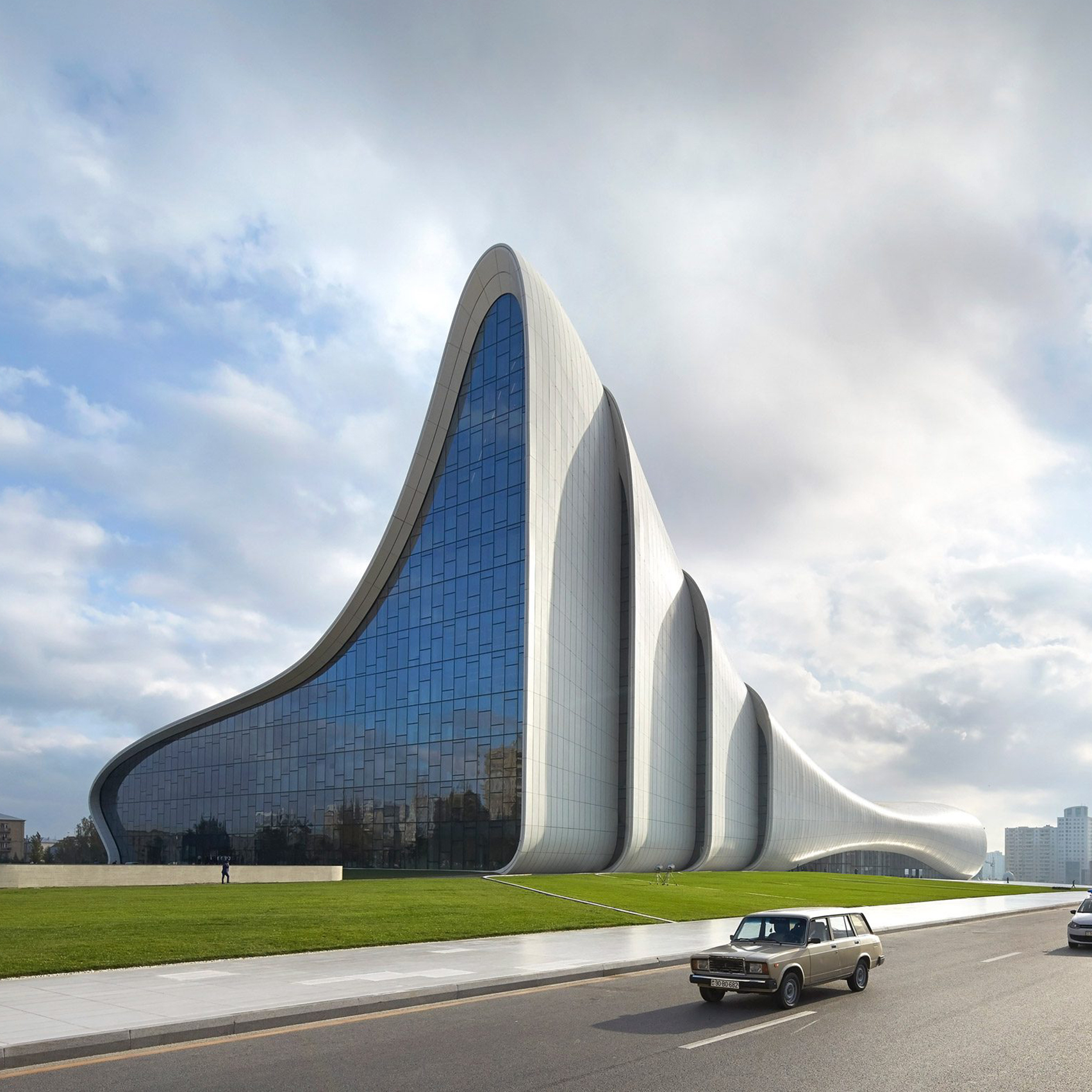 Дэниел Окли показал первые цифровые 3D-модели, созданные в Zaha Hadid Architects
