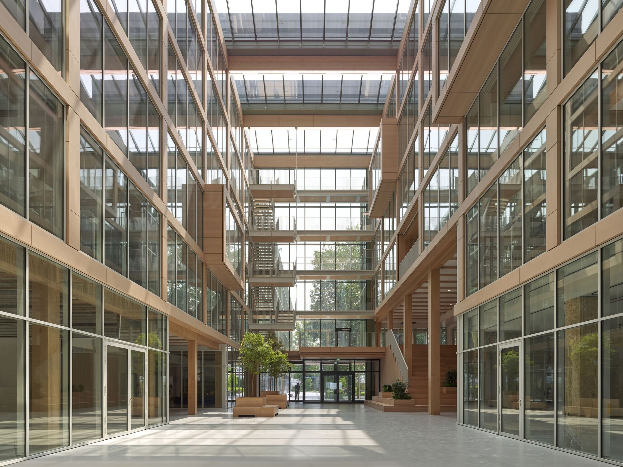 i8 — офисное здание iCampus в Werksviertel / C.F. Møller