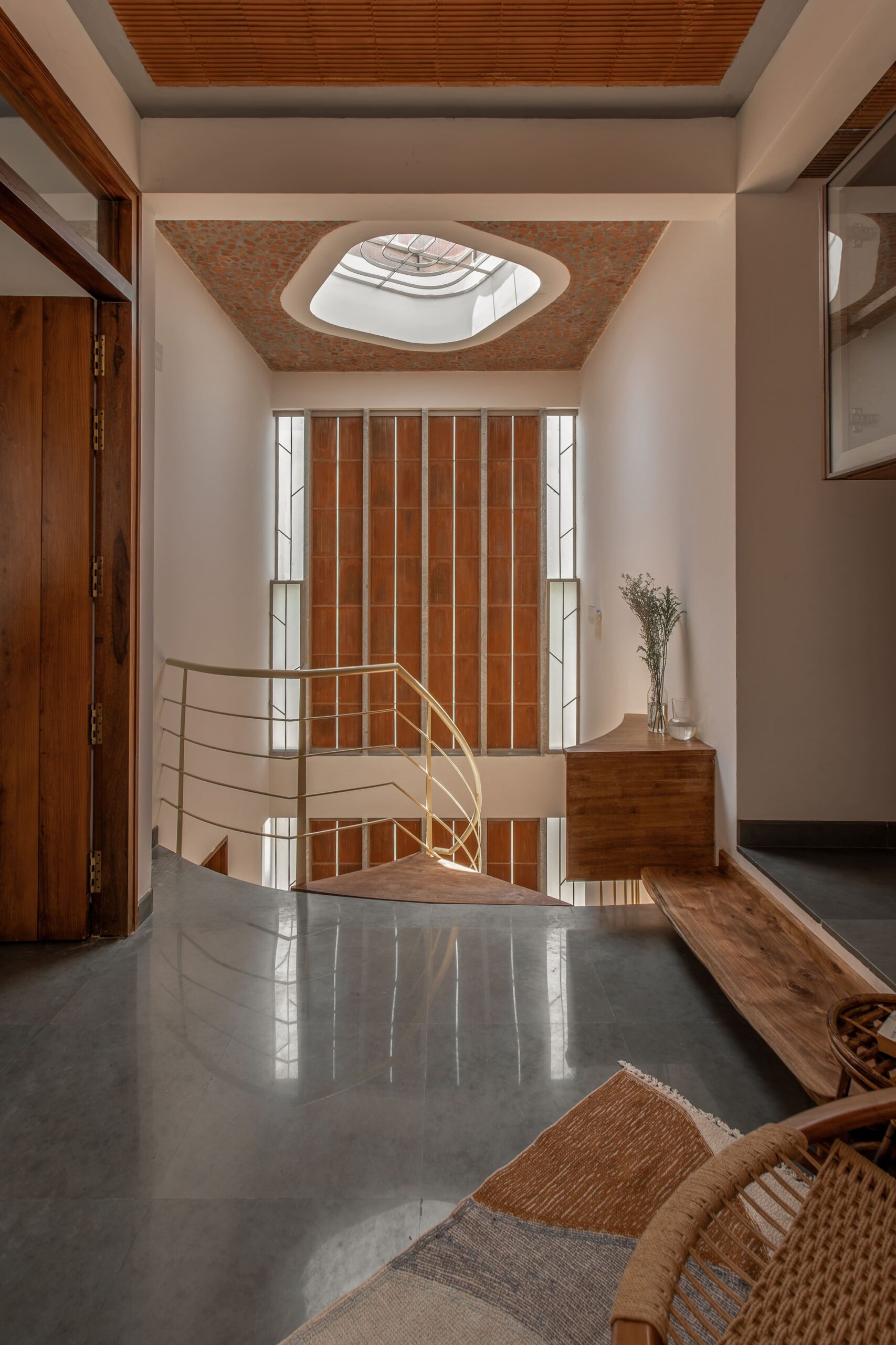 Arth Home / Wright Inspires