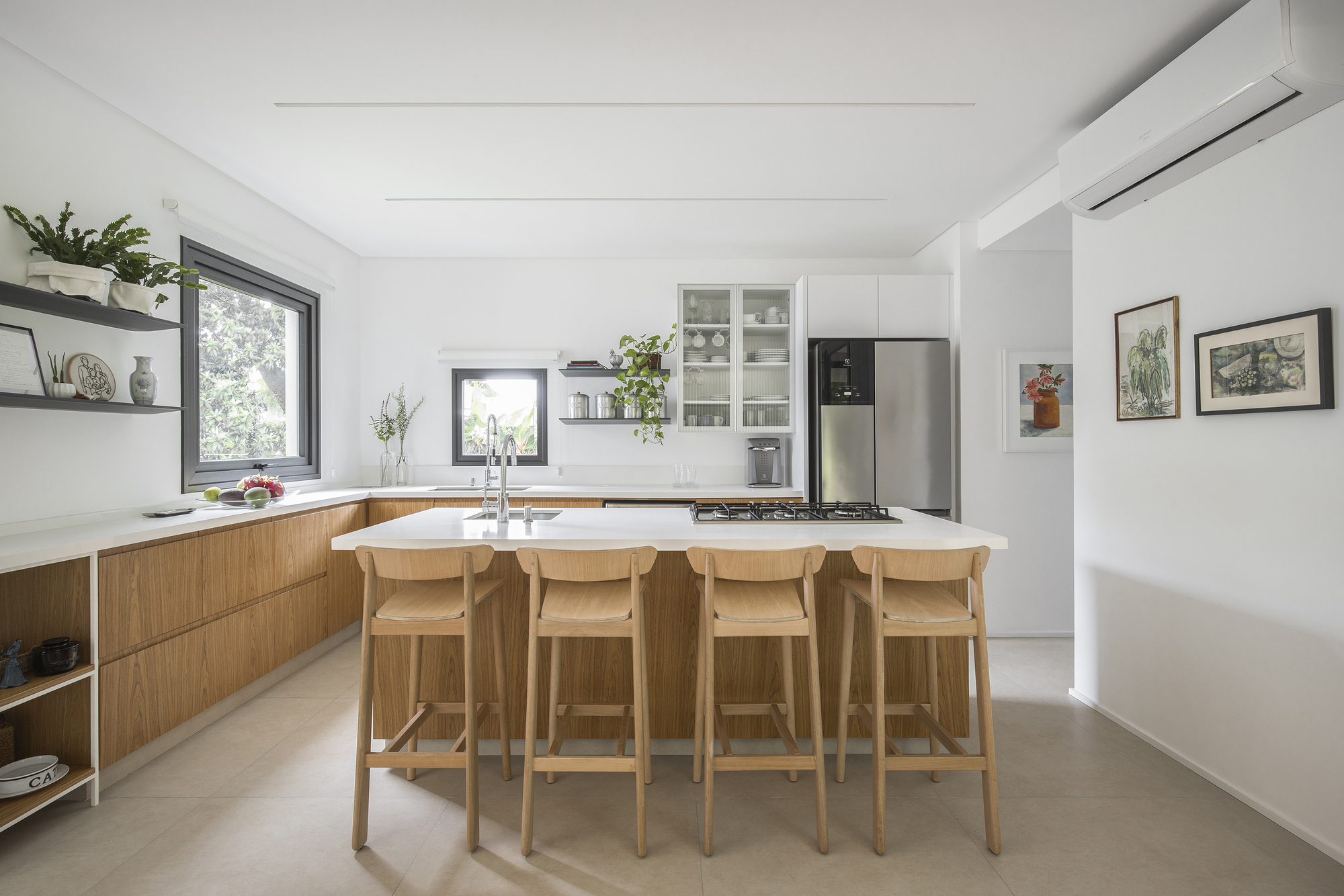 Casa Piná / Nommo Arquitetos: дом, выросший из памяти места