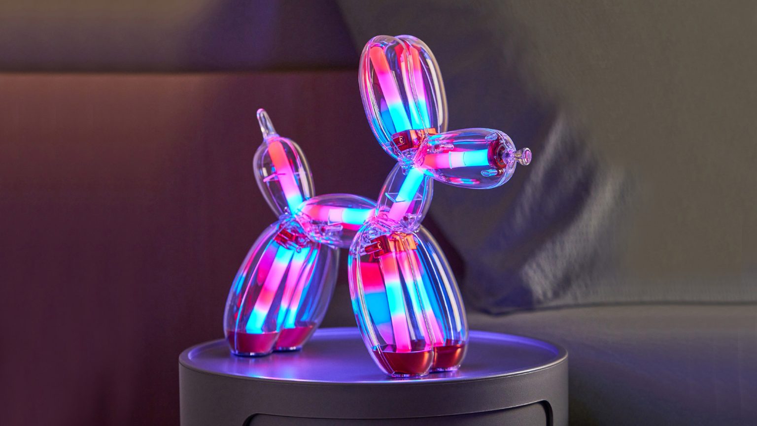 Jeff Koons и Lexon представили цветную версию Balloon Dog в виде лампы и колонки