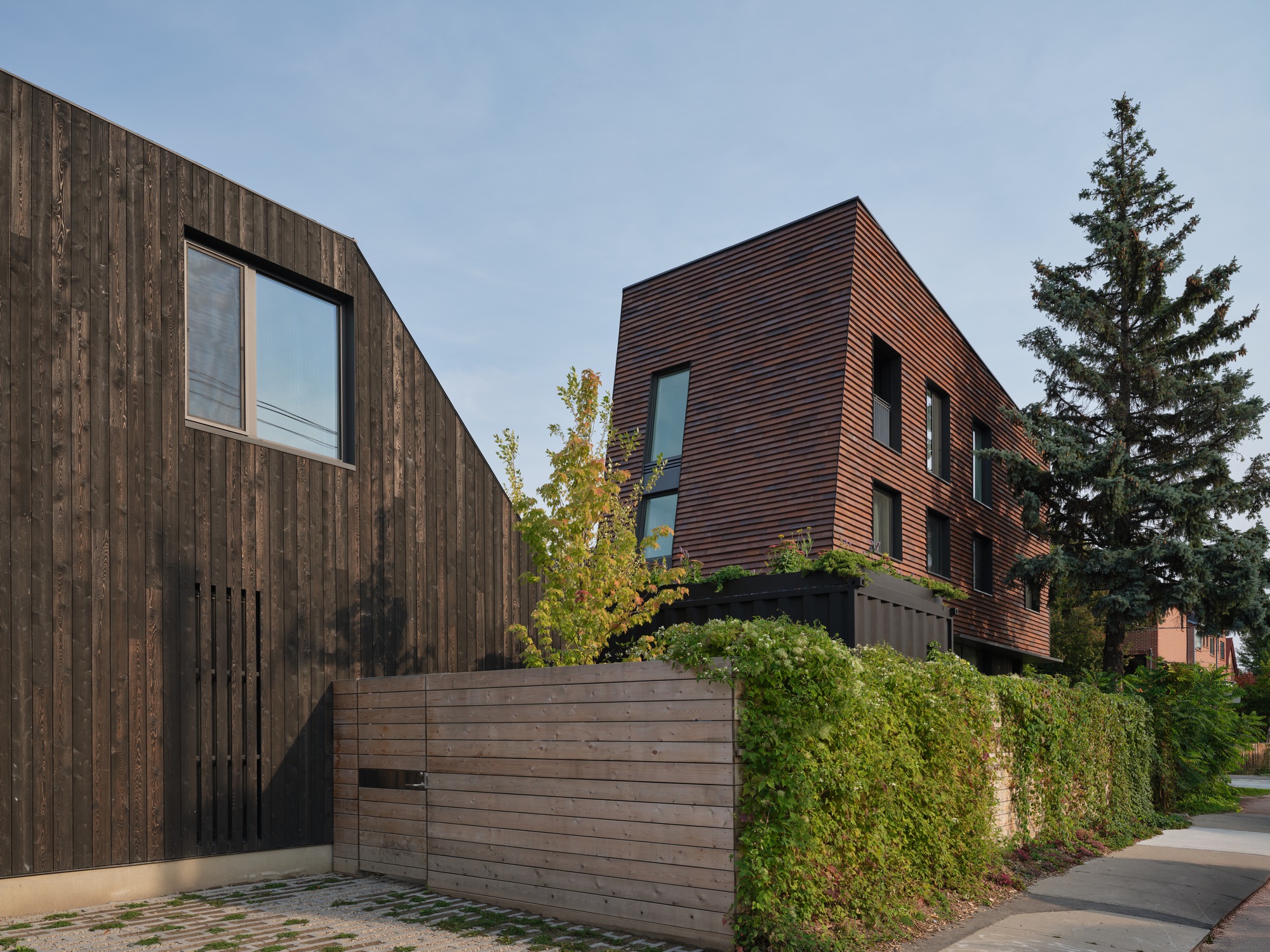 Ulster House — первая multiplex condominium в Торонто от LGA Architectural Partners
