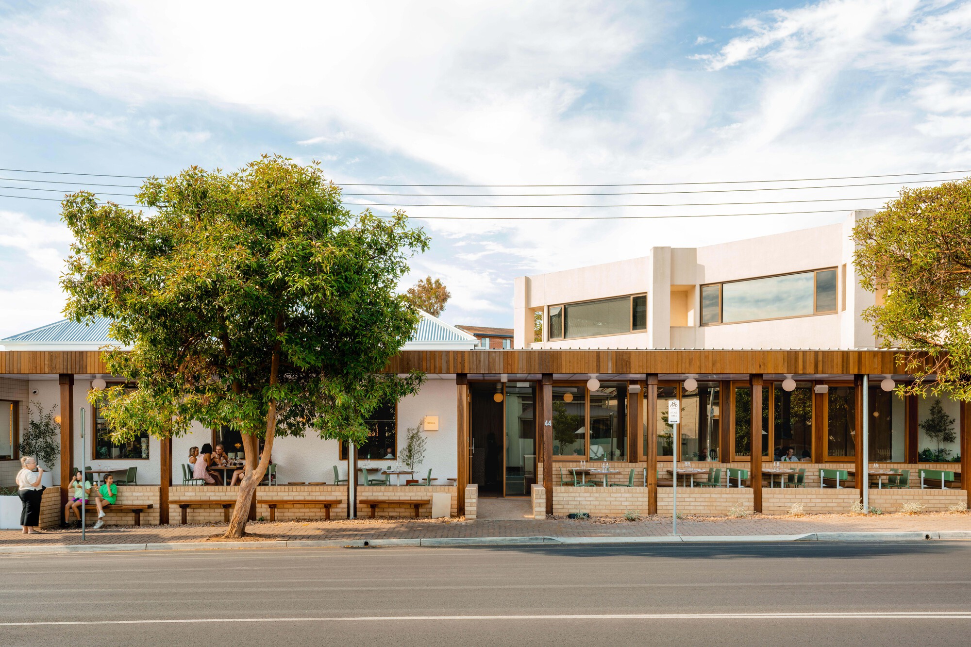 Mensa Kitchen / Sans-Arc Studio