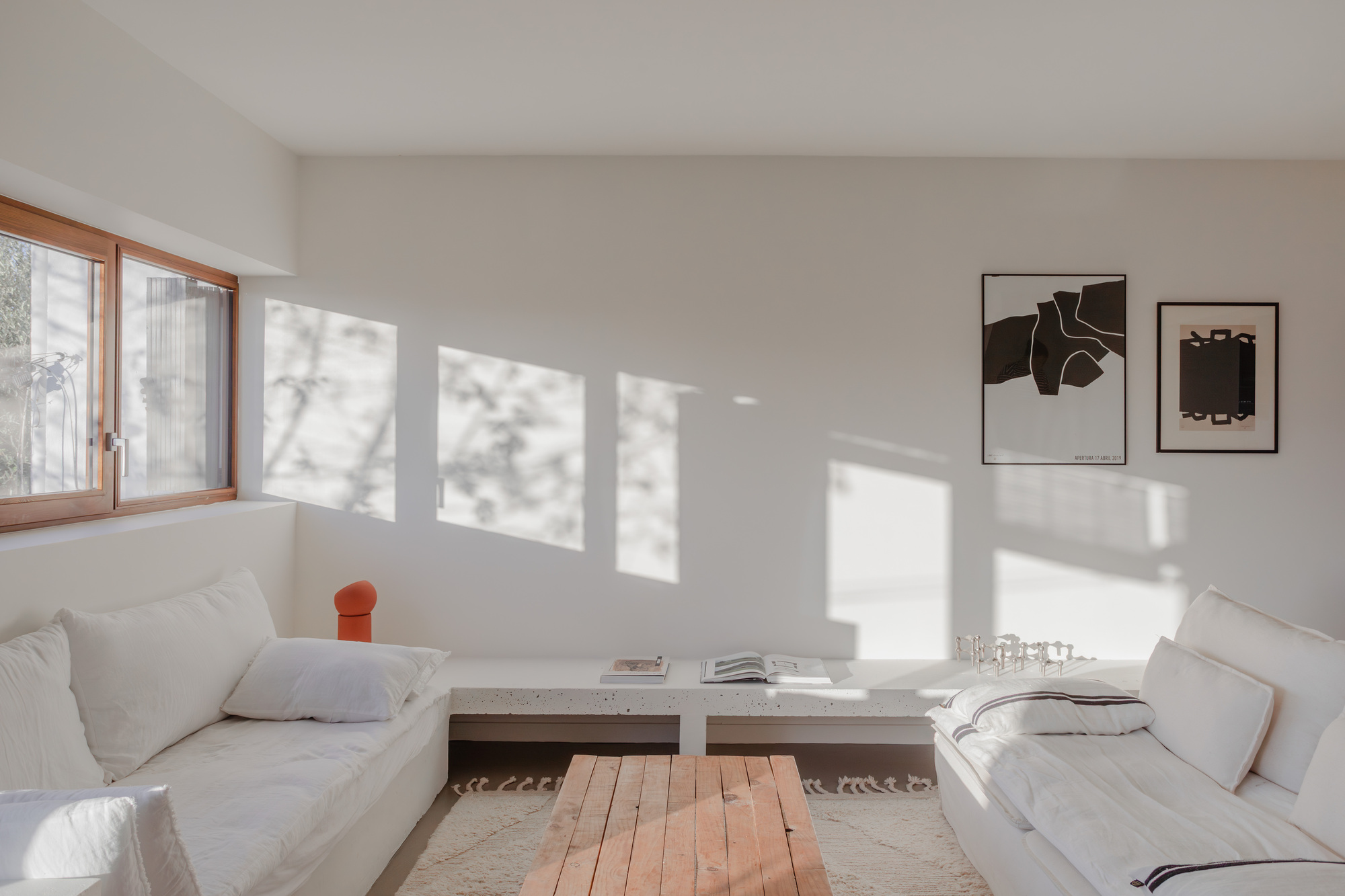 Реконструкция дома рабочих / Cecile Elicagaray Architecte